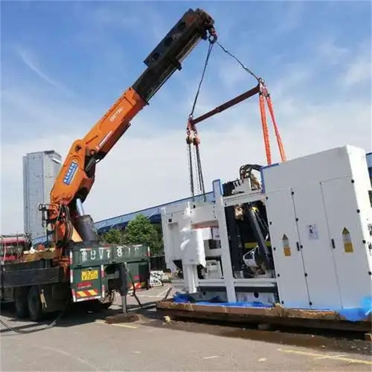 宝安附近小吊车联系方式|8-16吨|本地及时服务